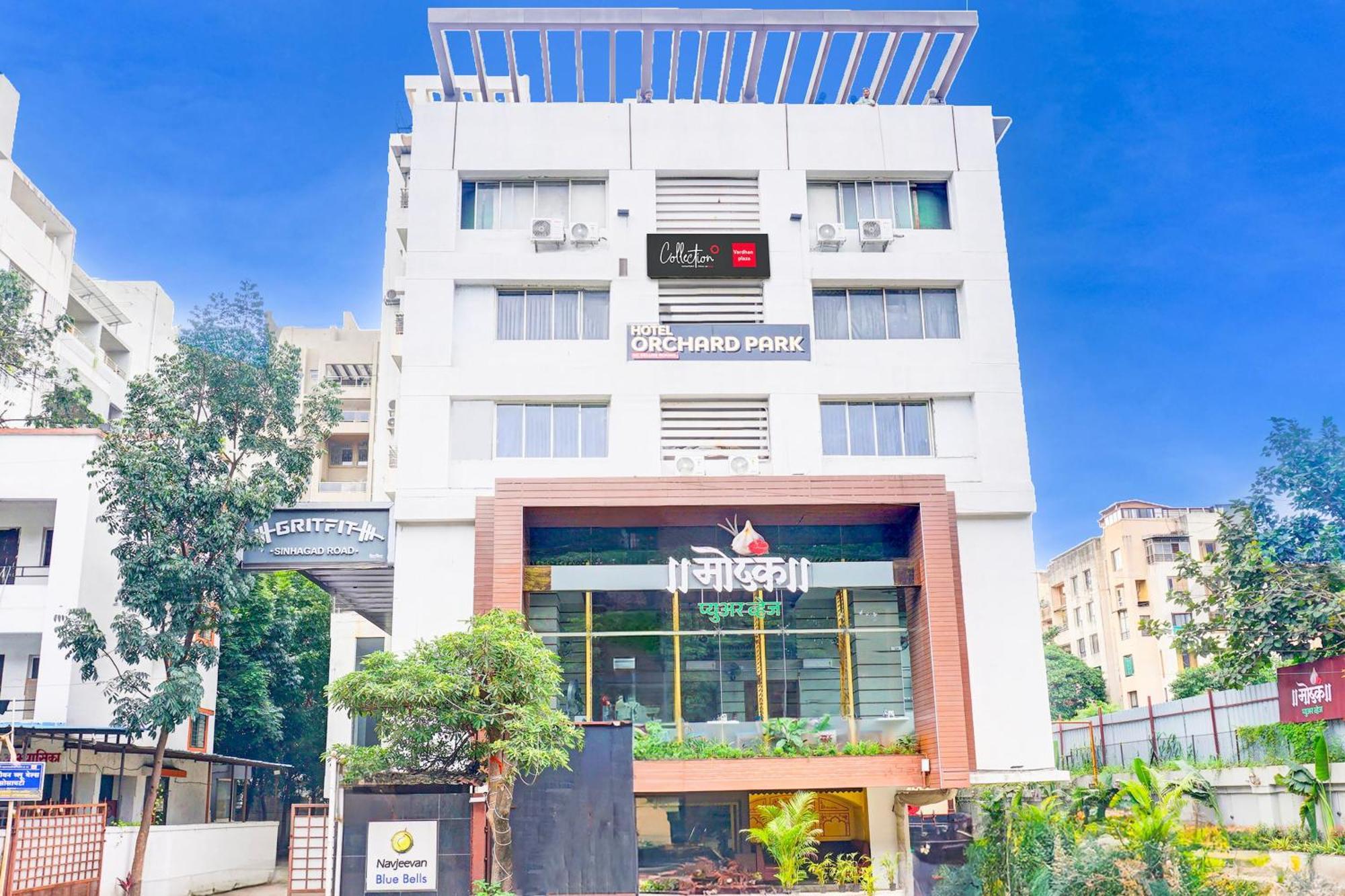 Super Collection O Vardhan Plaza Yerandwane Exterior photo